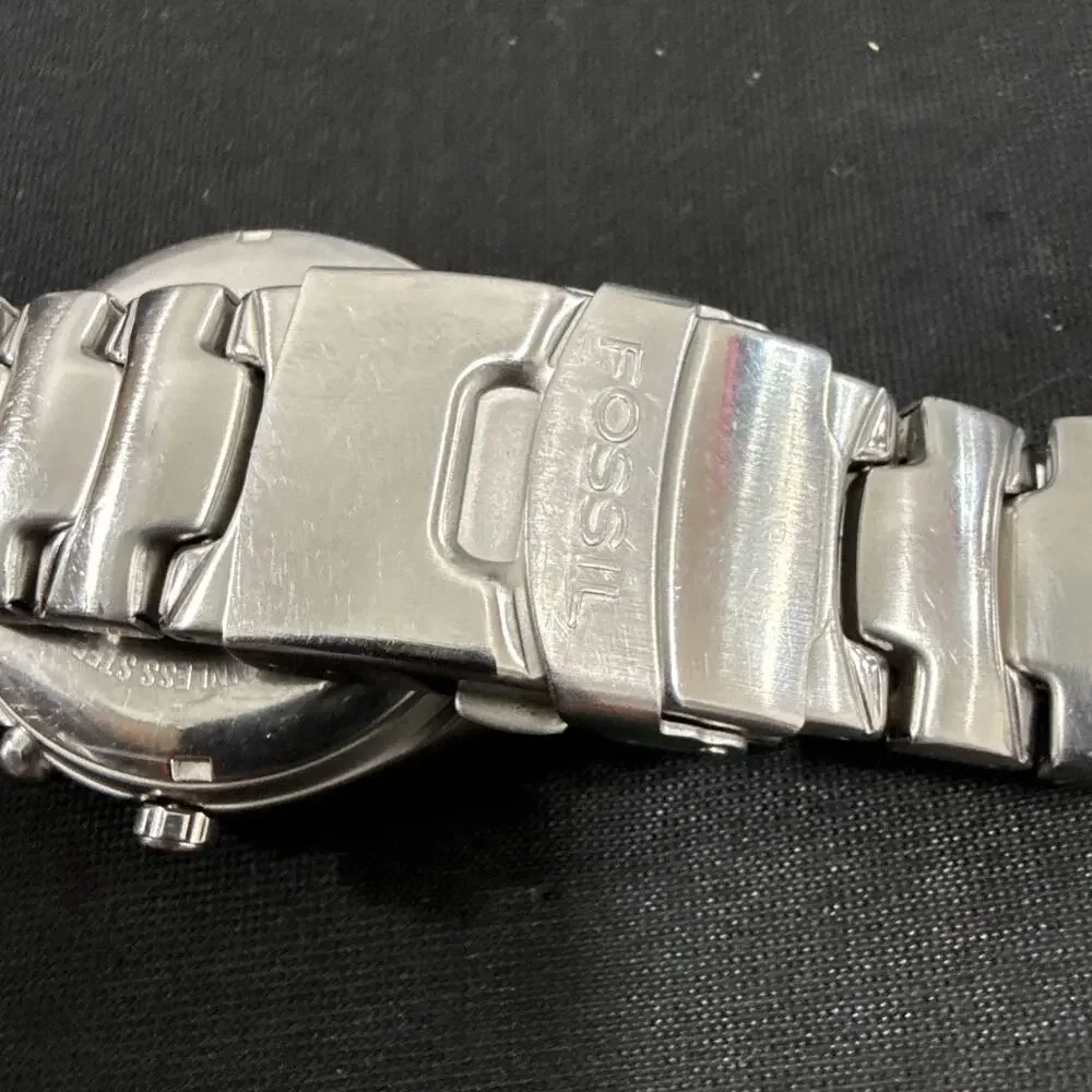 Fossil new batteries